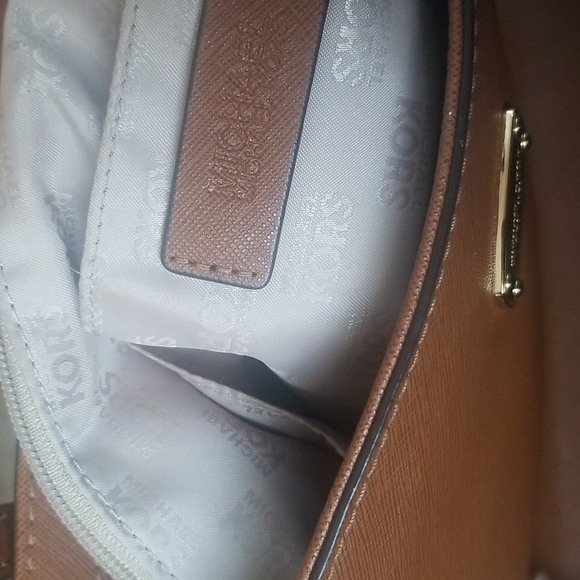 Michael Kors Handbag....Authentic!! - Picture 6 of 8